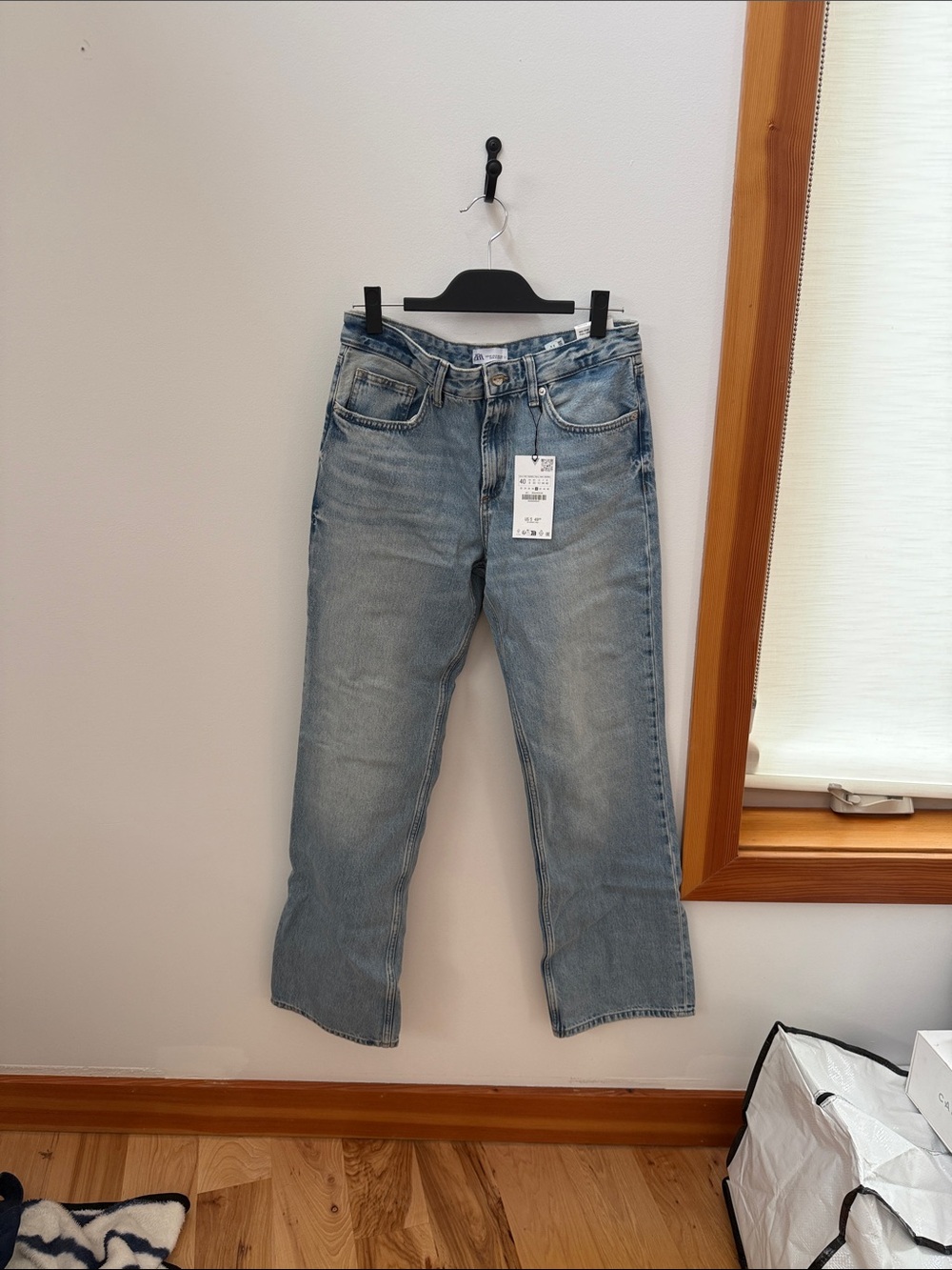 Zara Pale Blue Wide-Leg Cropped Jeans